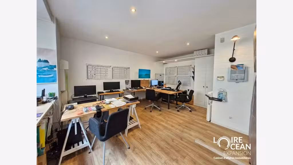 Local commercial 23m² à louer ville haute Pornic