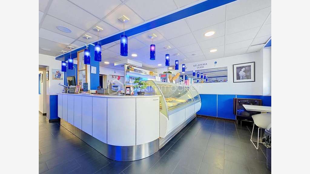 Local commercial 230m² à céder au cœur de Rosny