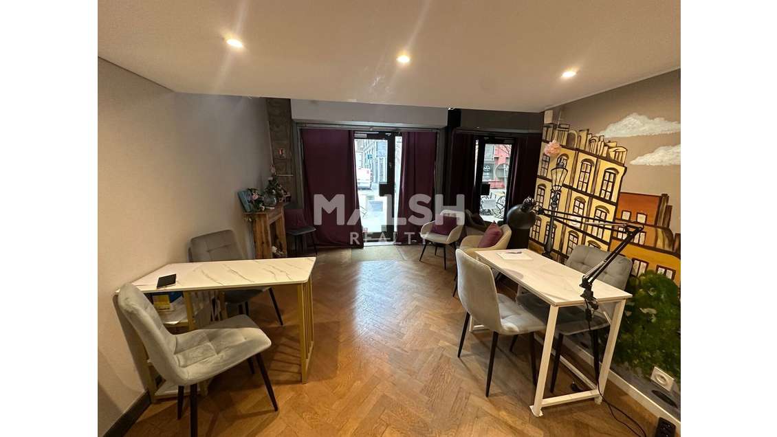 Local en bon état 40m² à céder à Lyon 2e