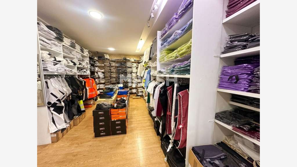 Local commercial d'angle à céder 150m² Lyon 7e