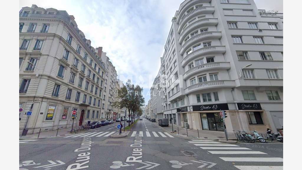 Local commercial 50m² à céder Lyon 6e rue Duquesne