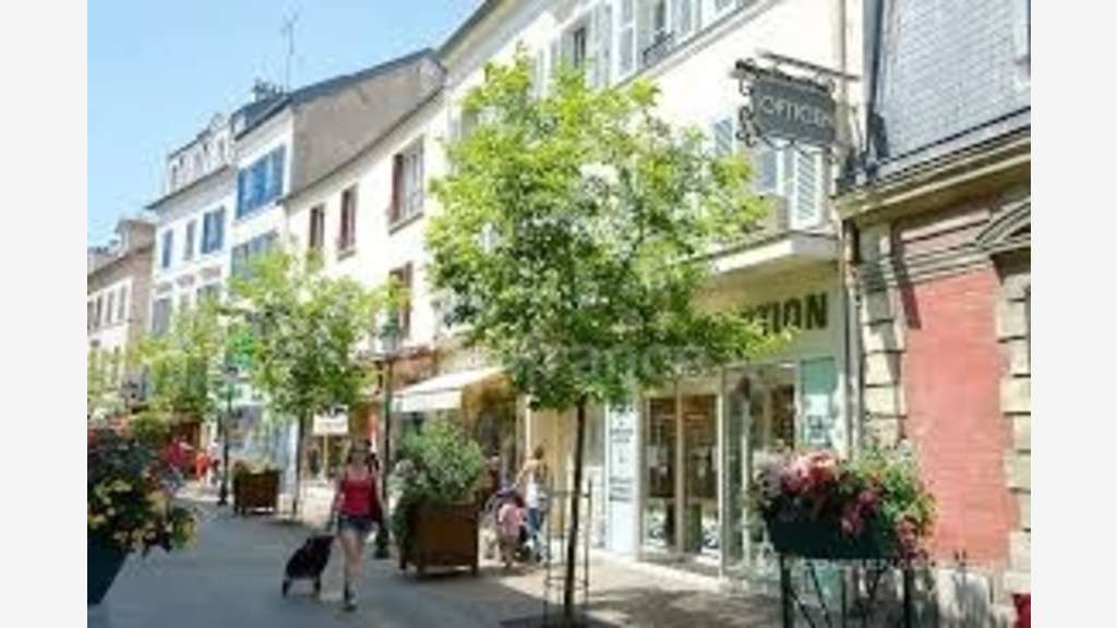 Bail à céder local 62m² à Rueil Malmaison centre 