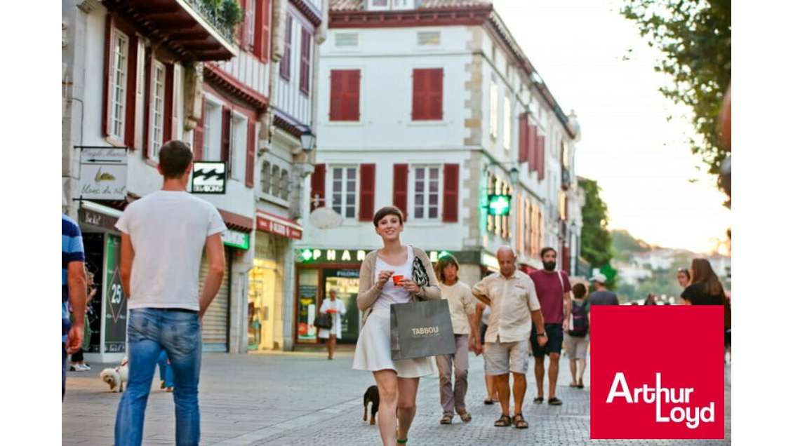 DAB local commercial empl N°1 à Saint-Jean-de-Luz
