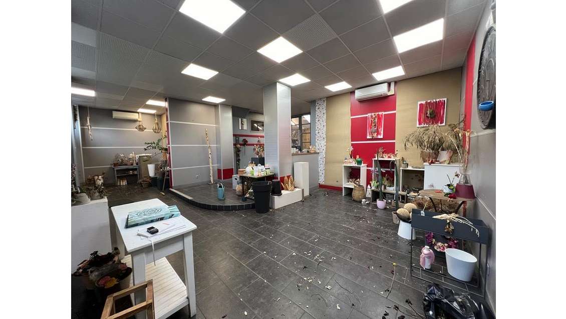 Local commercial 170m² à céder au centre d'Angers