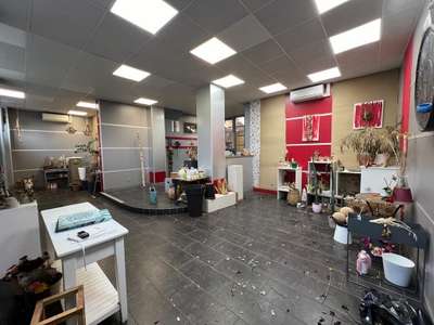 Local commercial 170m² à céder au centre d'Angers