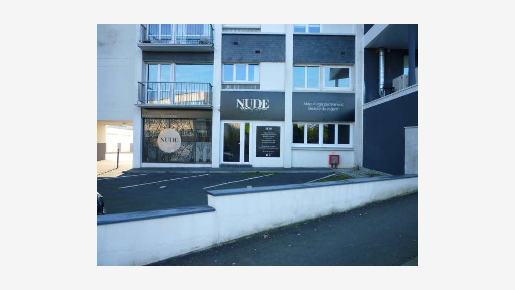 local ccial-professionnel 55m² Vannes centre