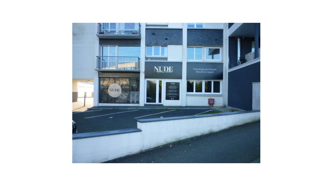 local ccial-professionnel 55m² Vannes centre