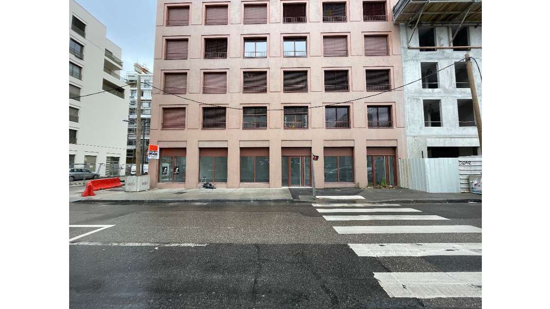 Local à louer Lyon 7eme rue de Gerland