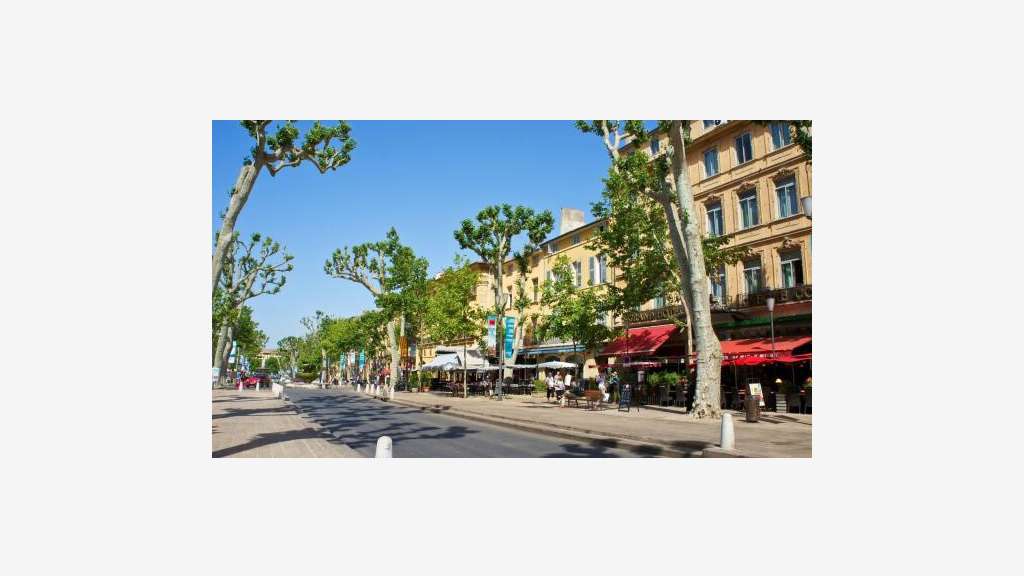 Cède bail boutique de 30m² axe passant Aix en Pce