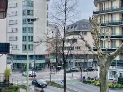 Cession droit au bail Locaux commerciaux - Boutiques à Annecy