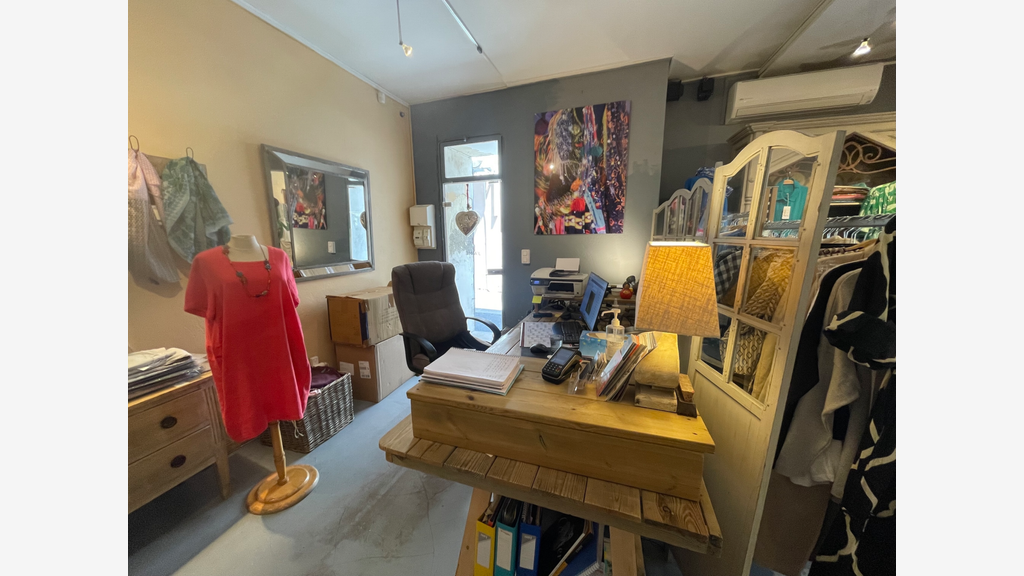 DAB boutique de charme 50m² à L’Isle-sur-la-Sorgue