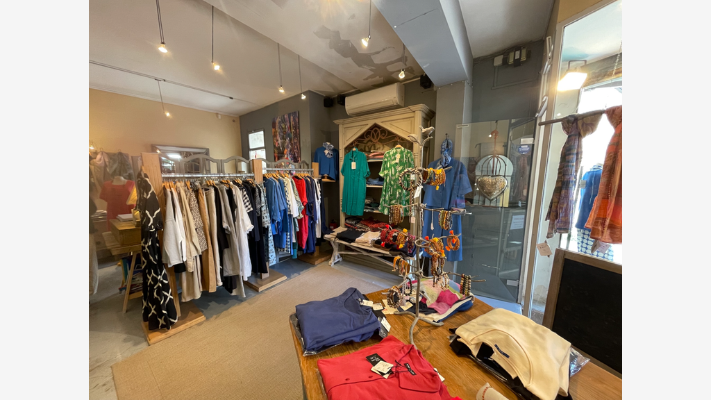 DAB boutique de charme 50m² à L’Isle-sur-la-Sorgue