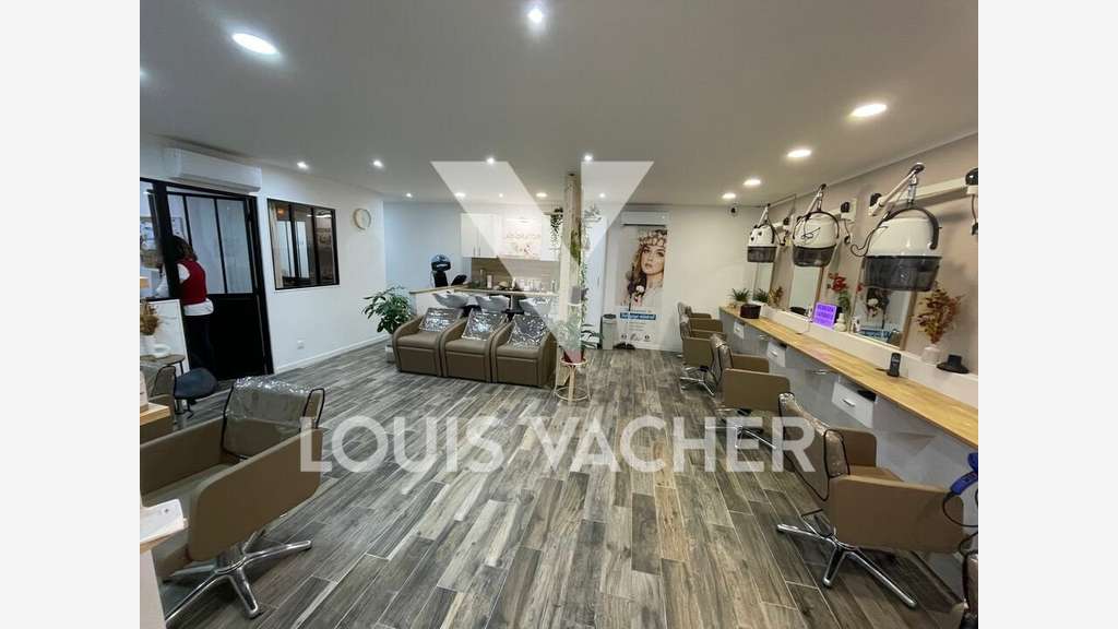 droit au bail 76m² axe passant Bordeaux Chartrons