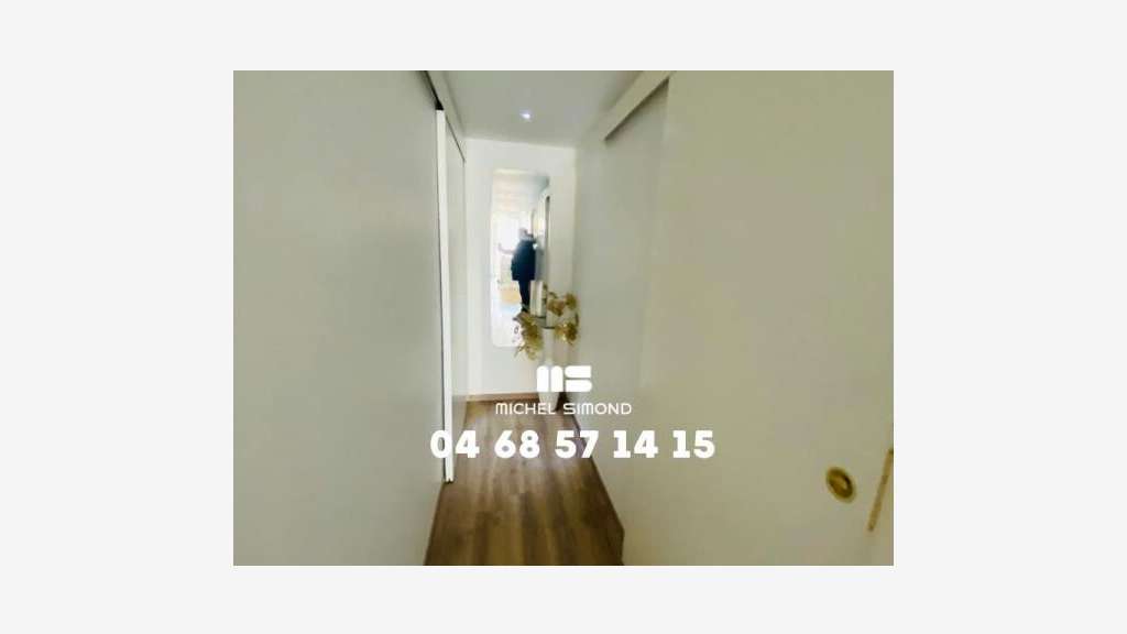 DAB boutique 140m² sur un axe fréquenté à Gruissan