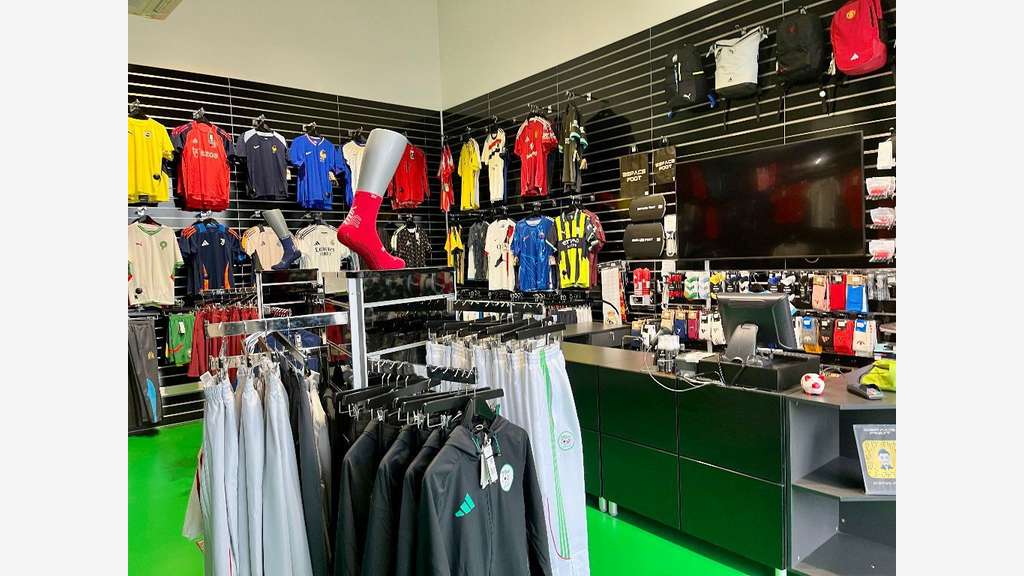 DAB local commercial 145m² zone Montélimar Sud