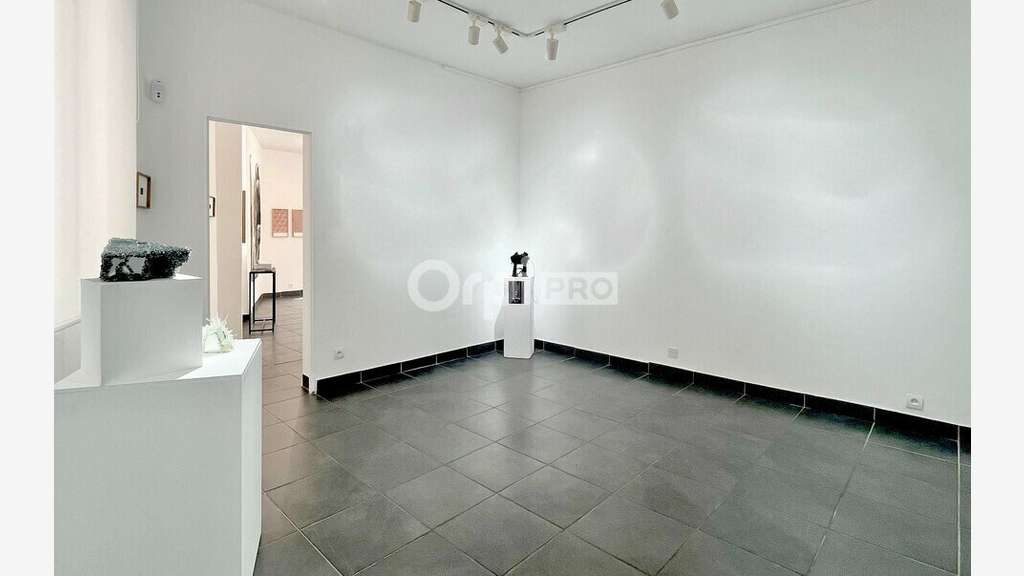 DAB local commercial rénové 70m² à Nantes Dobrée