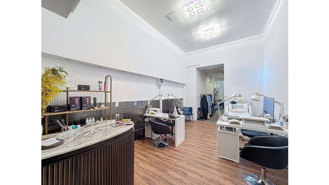 Droit au bail beau local climatisé 50m² à Nice