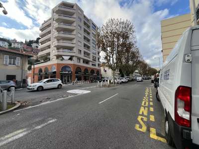 Cession droit au bail 38m² axe passant Nice Ouest