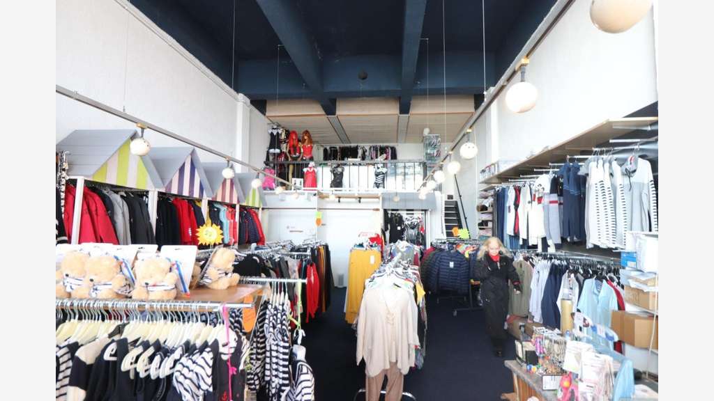 Cession DAB boutique vêtements face port de Royan