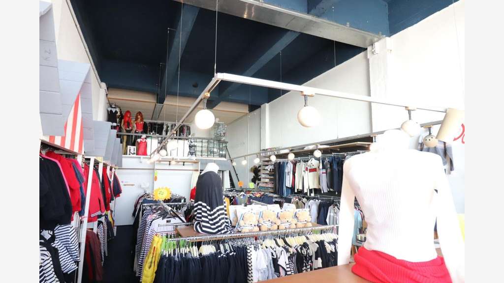 Cession DAB boutique vêtements face port de Royan