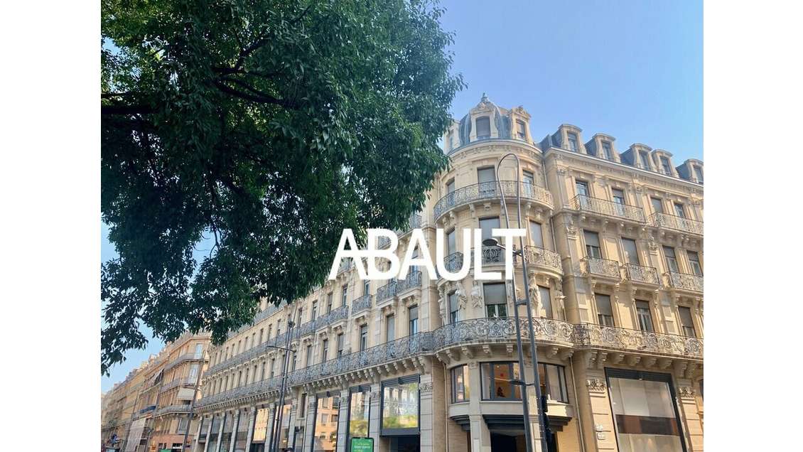 DAB local commercial 44m² à Toulouse Esquirol