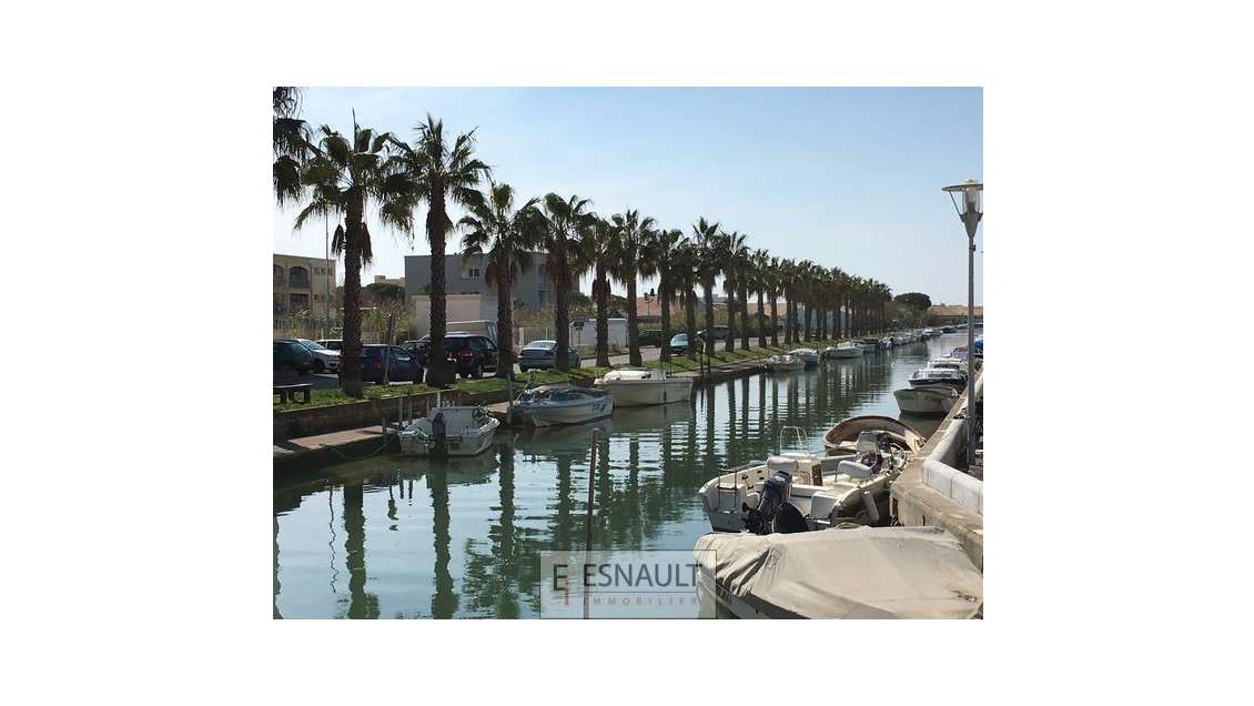 Bail à céder local 130m² à Palavas-les-Flots N° 1