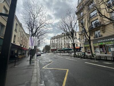 Cession droit au bail Locaux commerciaux - Boutiques à Paris 13e