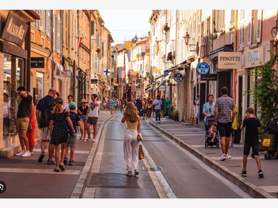 Droit au bail 40m² rue commerçante Sainte-Maxime