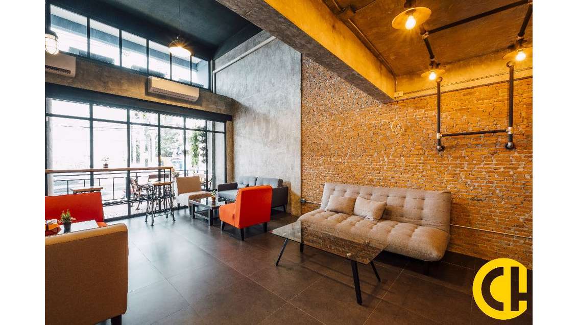 DAB superbe local commercial 130m² à Saint-Fons 