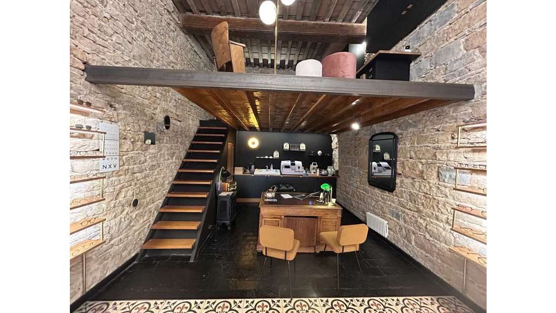 DAB local 52m² en très bon état à Lyon 9e Valmy