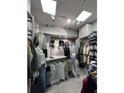 Cession droit au bail Locaux commerciaux - Boutiques à Villeurbanne