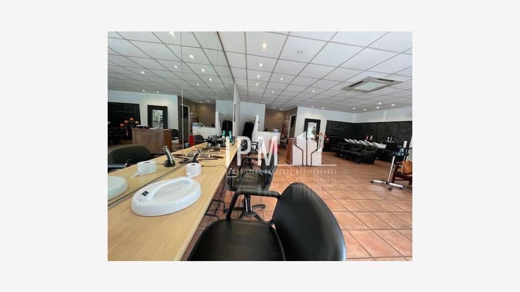 DAB local coiffure 75m² Sébastopol 13005 Marseille