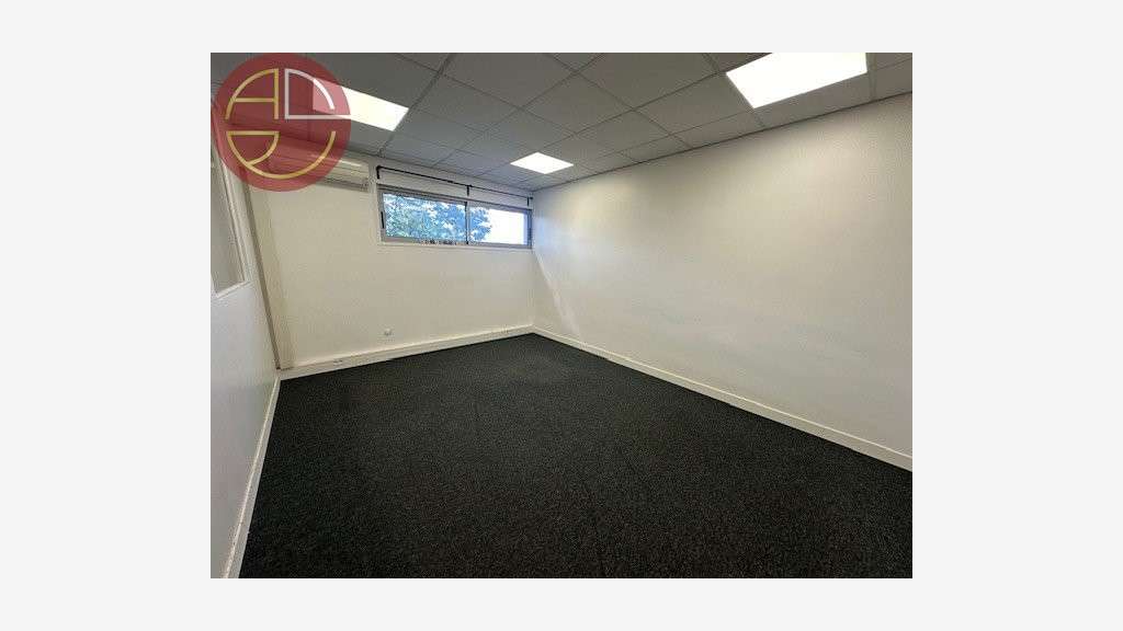 A louer bureaux 100m² R+1 à Balma proche rocade 