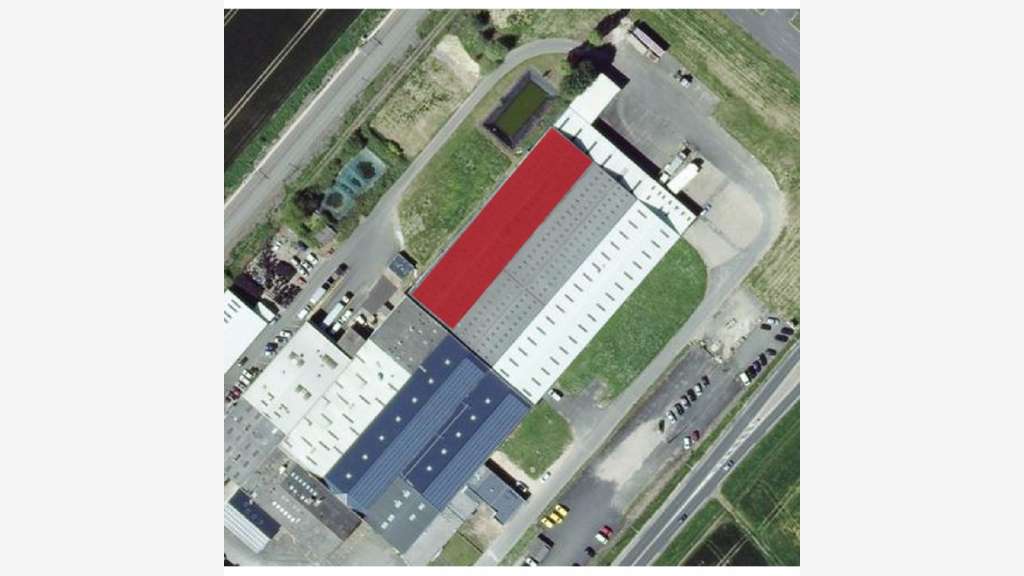 À louer 2 entrepôts de 2 400m² proche d'Orléans
