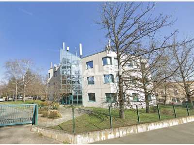 A louer bureaux 220m² à Charbonnières-les-Bains
