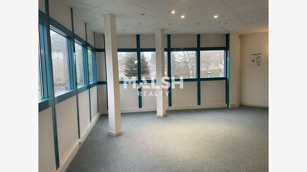 A louer bureaux 220m² à Charbonnières-les-Bains