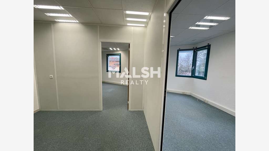 A louer bureaux 220m² à Charbonnières-les-Bains