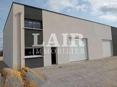 Loue local d'activité de 280m² en ZA à Alençon