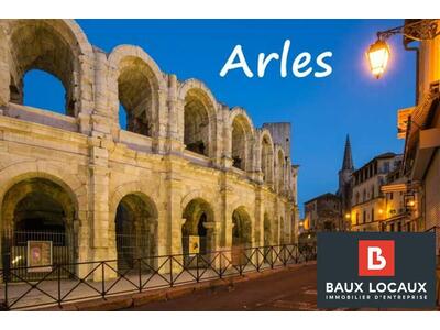 Location Locaux d'activités - Entrepôts à Arles