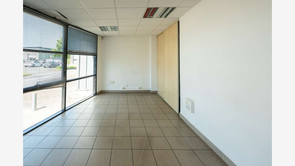 A louer atelier 518m² Pole d’Ecouves Alençon