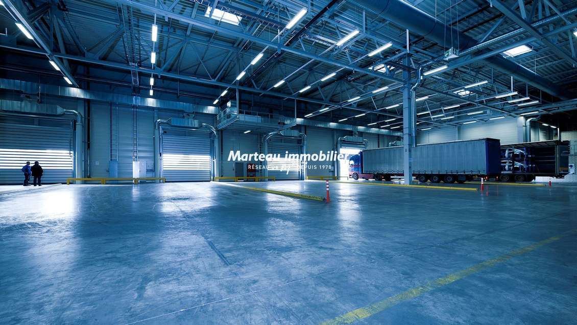 A louer atelier de stockage 1550m² au Mans Sud