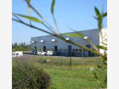A louer ateliers en hôtel d'entreprises à Carbonne