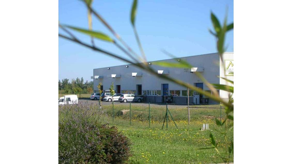 A louer ateliers en hôtel d'entreprises à Carbonne