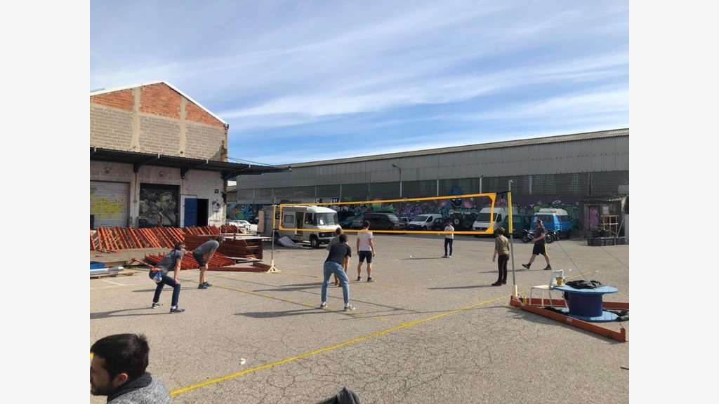 A louer ateliers 100m² à ICI Marseille 13015