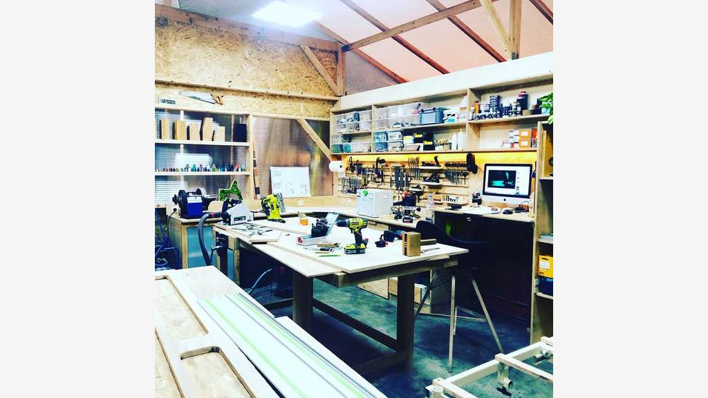 A louer ateliers 100m² à ICI Marseille 13015