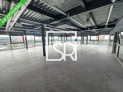 Bureaux de 349m² à louer au 2ème étage à Aubière