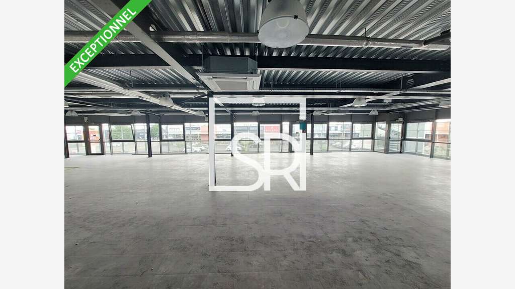 Bureaux de 349m² à louer au 2ème étage à Aubière