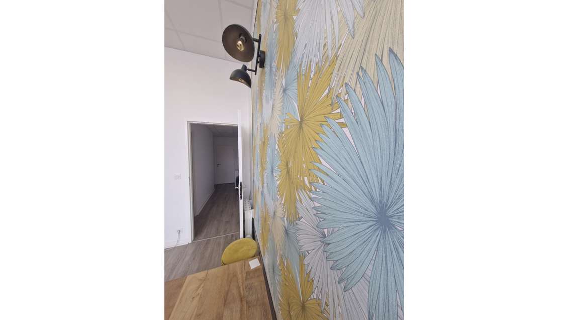 A louer bureaux 65m² RDC parking sécurisé à Vannes