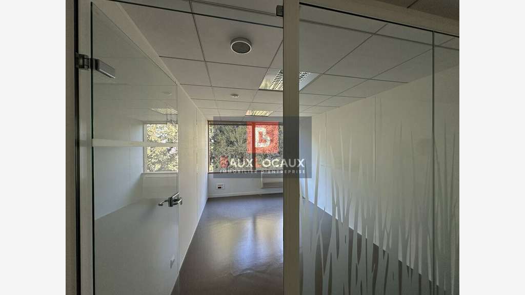 Bureaux 503m² à louer à Avignon Agroparc
