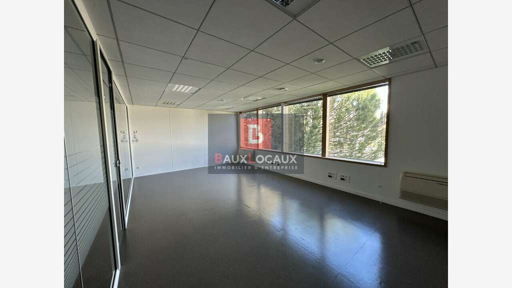 Bureaux 503m² à louer à Avignon Agroparc